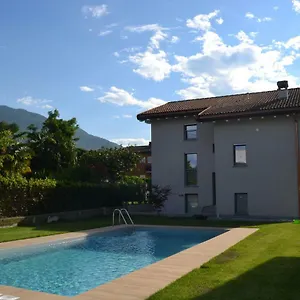  Appartamento Lido 3 Pool, 30m From The Lake, Pet Friendly Italia